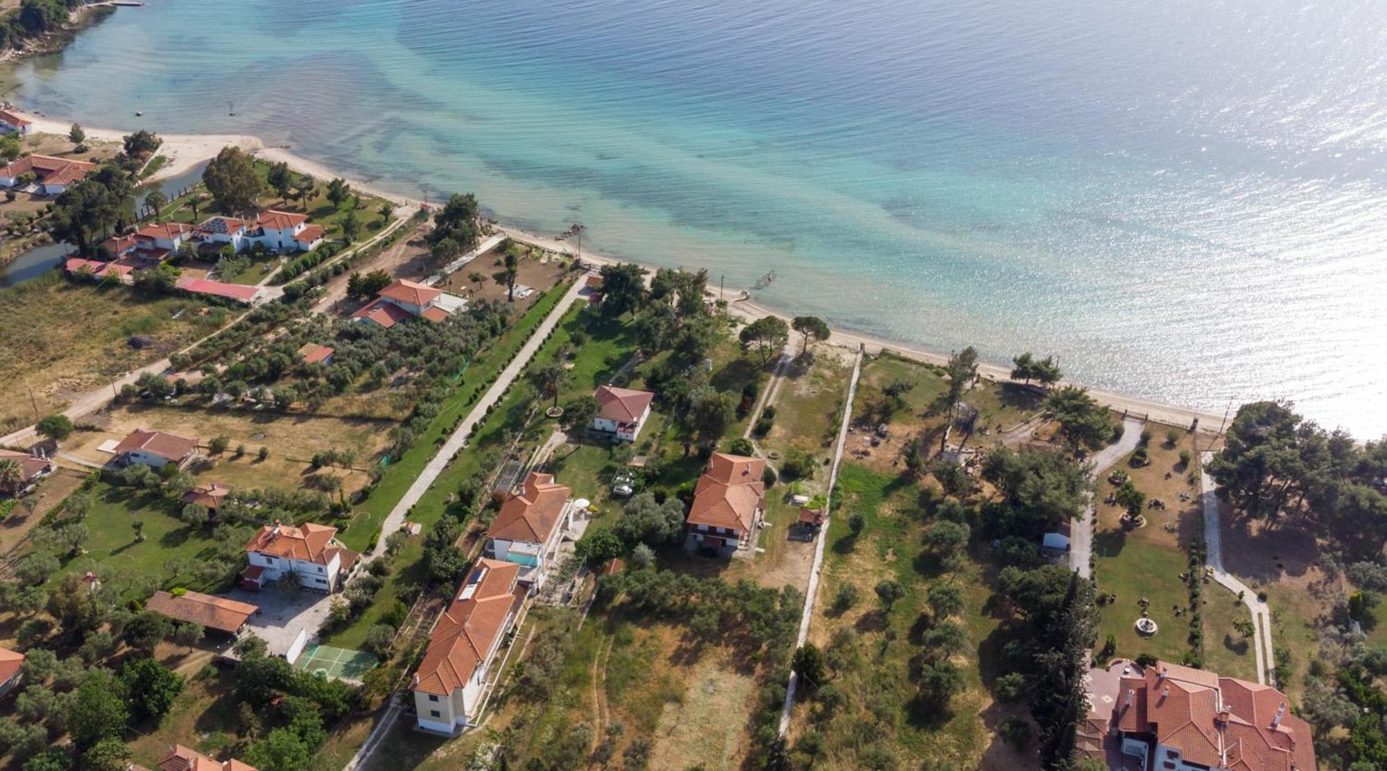 Sapfo Beach Studios Nikiti  Exterior photo