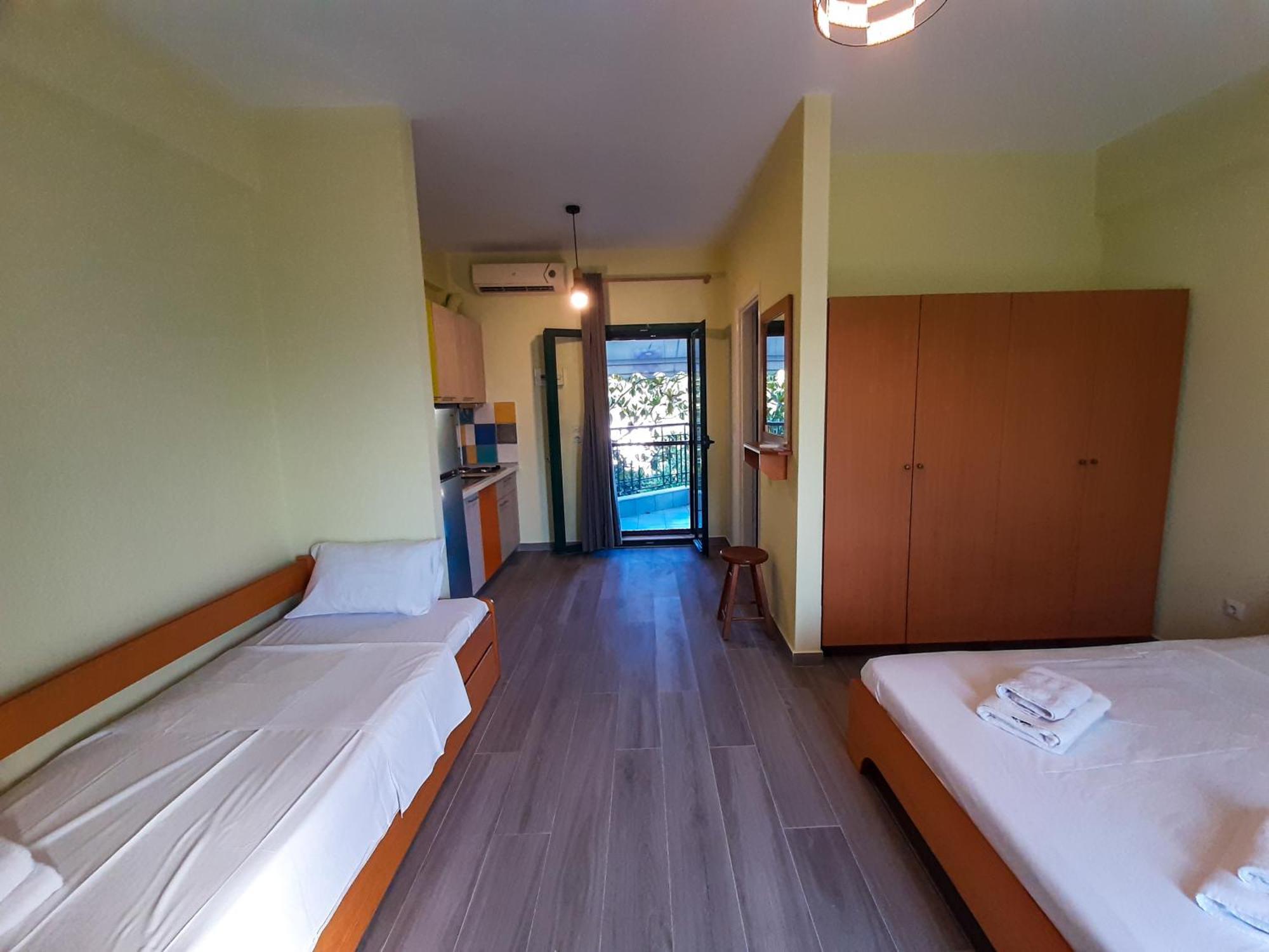 Sapfo Beach Studios Nikiti  Exterior photo